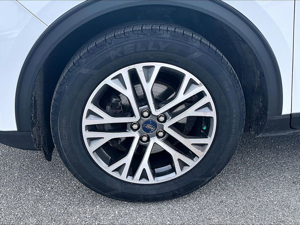 Used 2022 Ford Escape SEL image 7