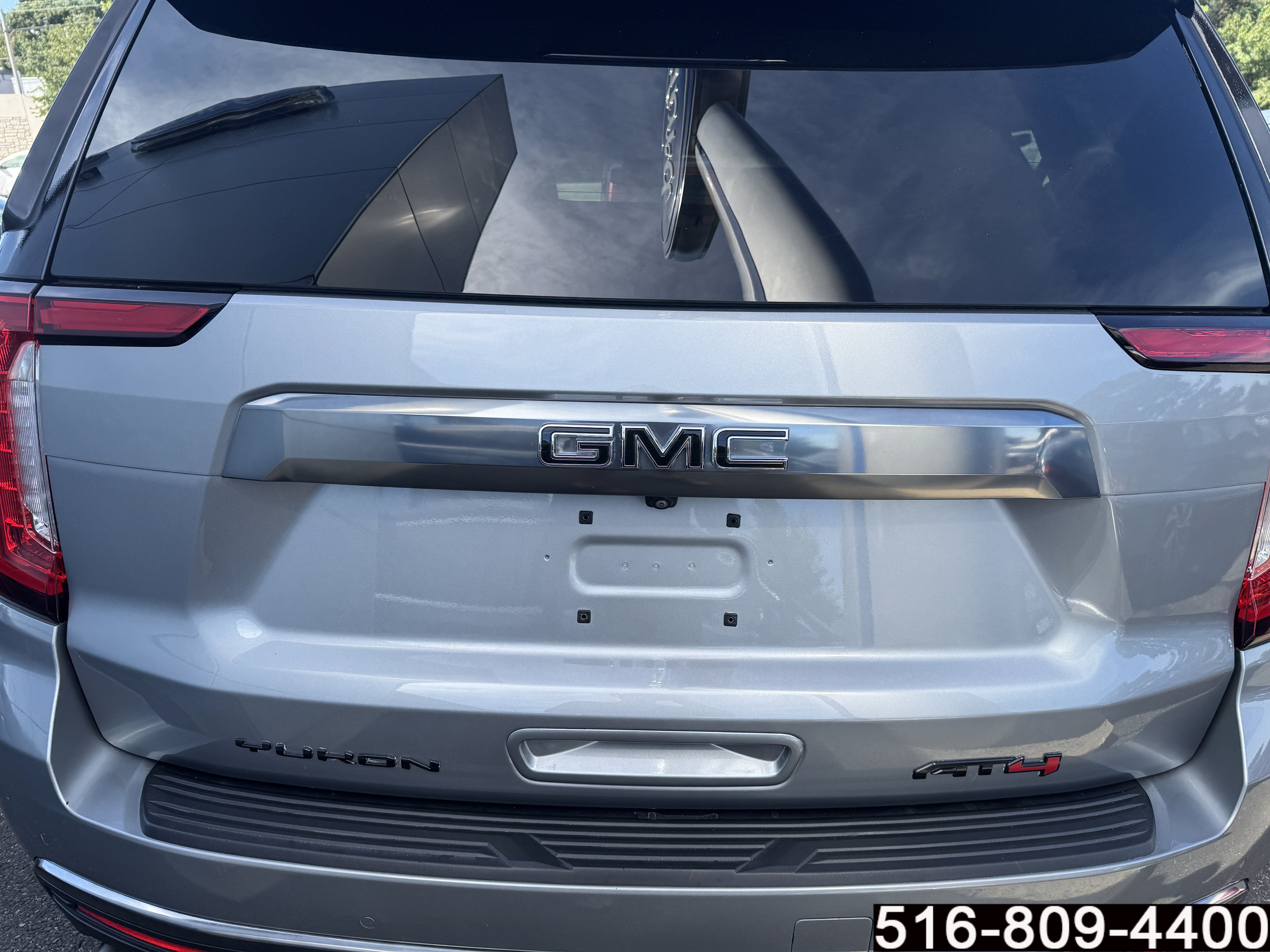 Used 2024 GMC Yukon AT4 AWD/4WD image 37