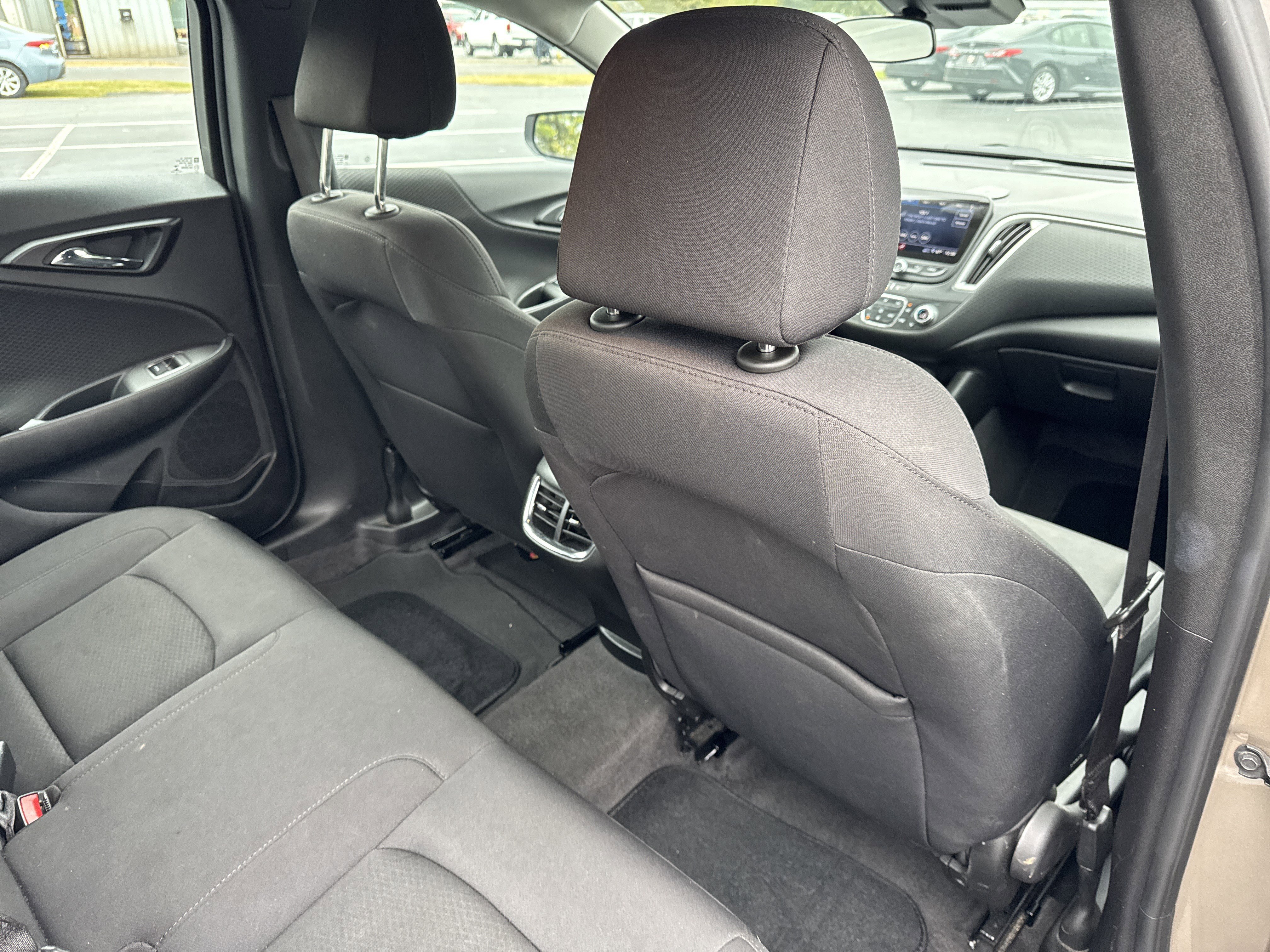 Used 2024 Chevrolet Malibu LT image 31