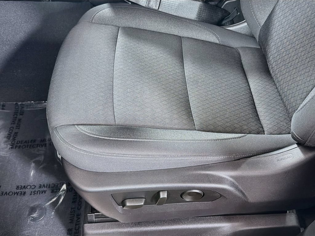 Used 2024 Chevrolet Silverado 1500 LT AWD/4WD image 20