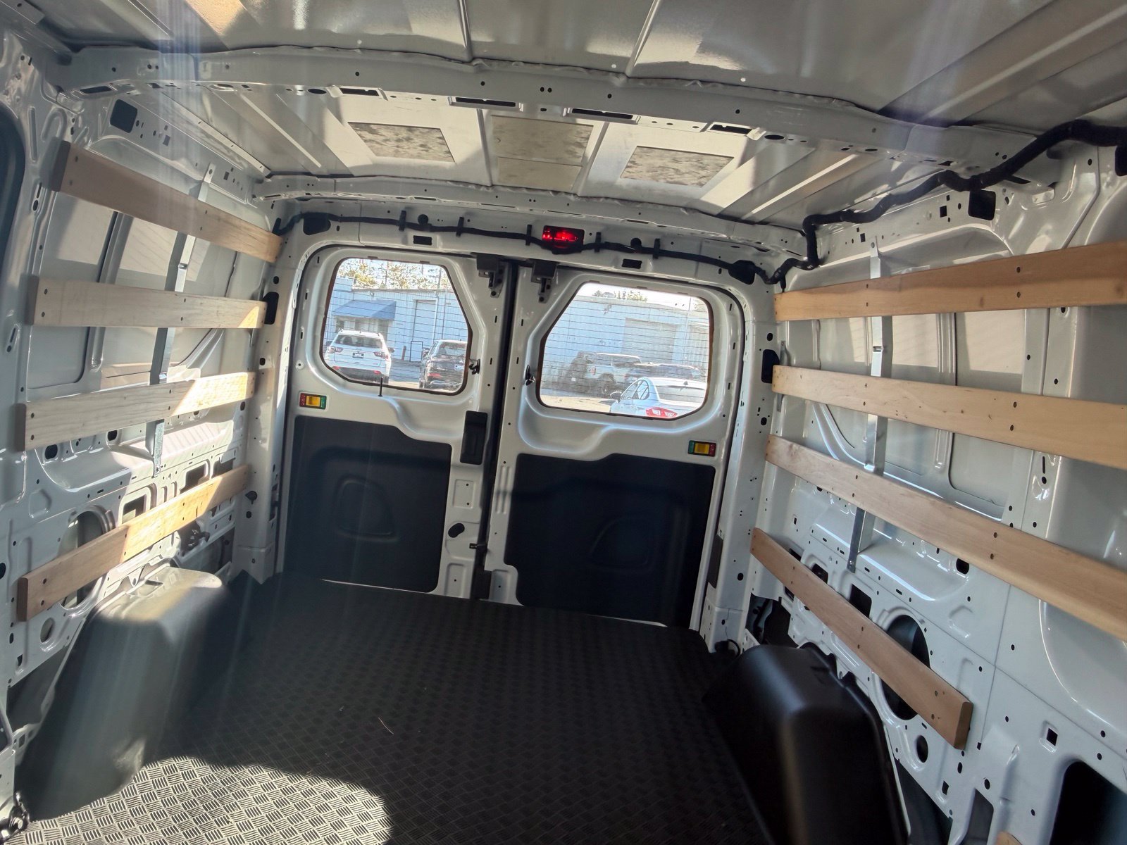 Certified 2025 Ford Transit 250 Low Roof w/ Exterior Upgrade Package RWD image 12