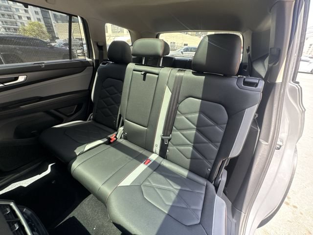 New 2026 Volkswagen Atlas Peak Edition AWD/4WD image 25