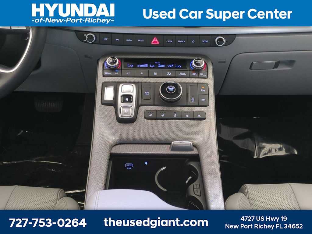 Used 2024 Hyundai Palisade SEL w/ Premium Package FWD image 22