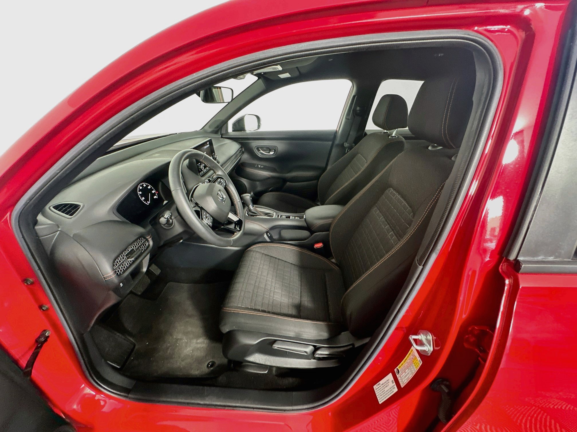 Used 2024 Honda HR-V Sport image 13