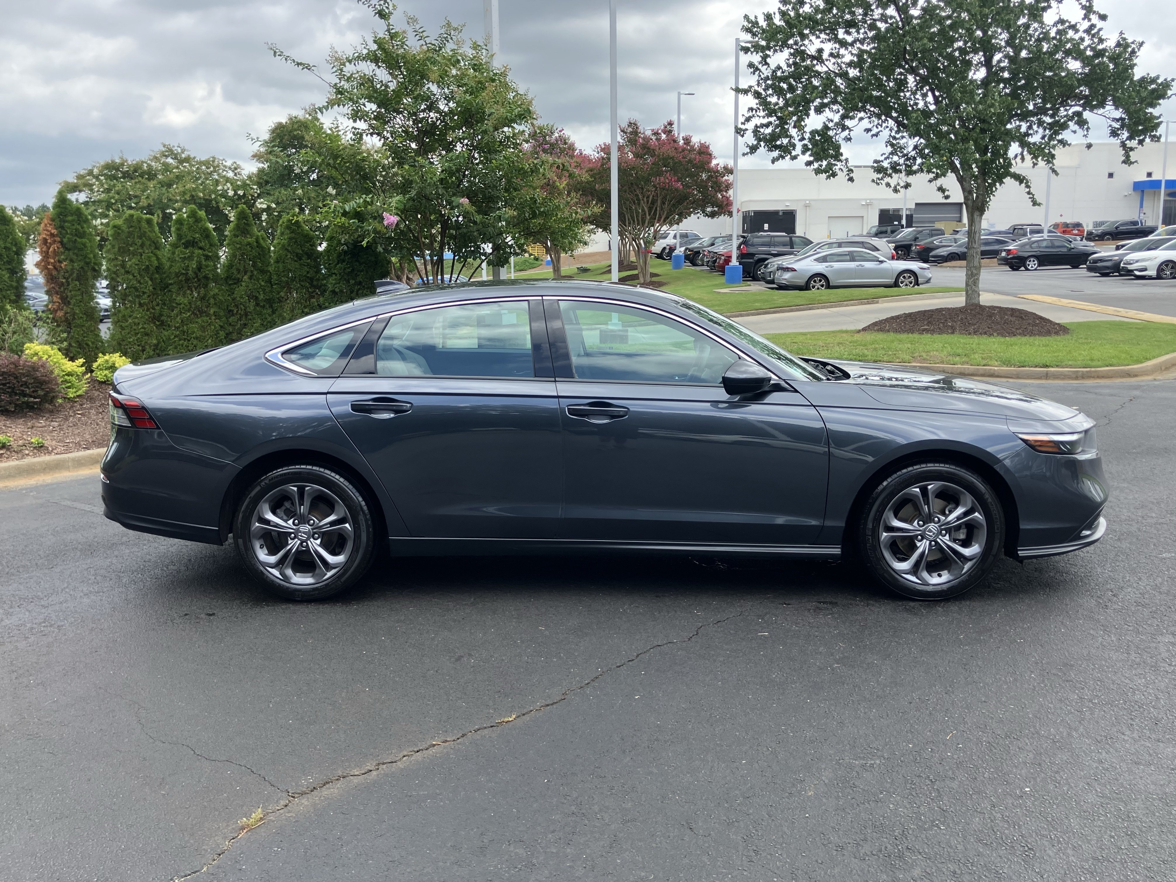 Certified 2024 Honda Accord EX image 11