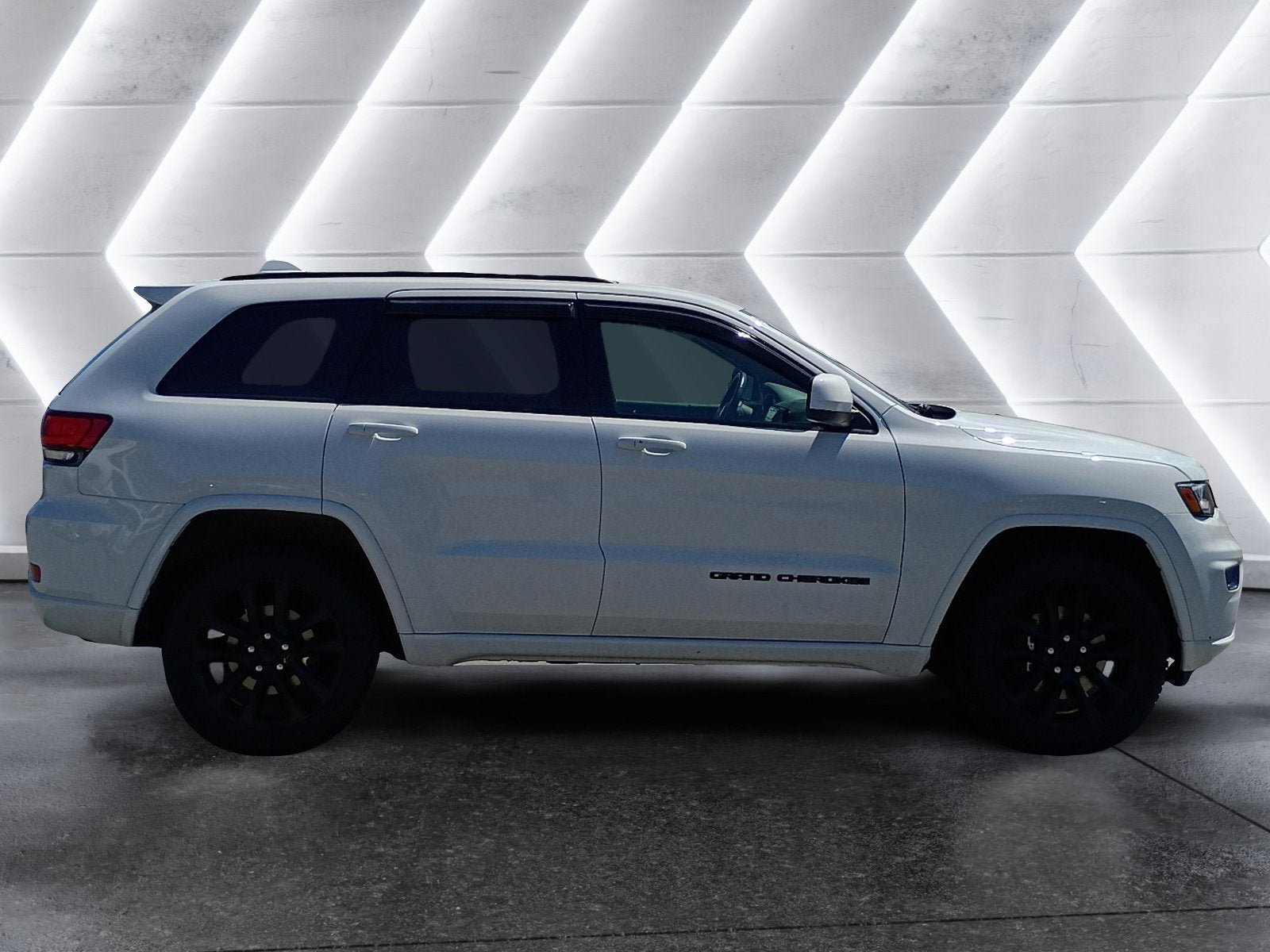 Certified 2021 Jeep Grand Cherokee Laredo X AWD/4WD image 7