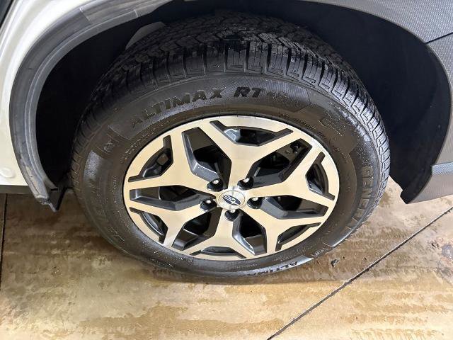 Used 2024 Subaru Forester Premium image 30