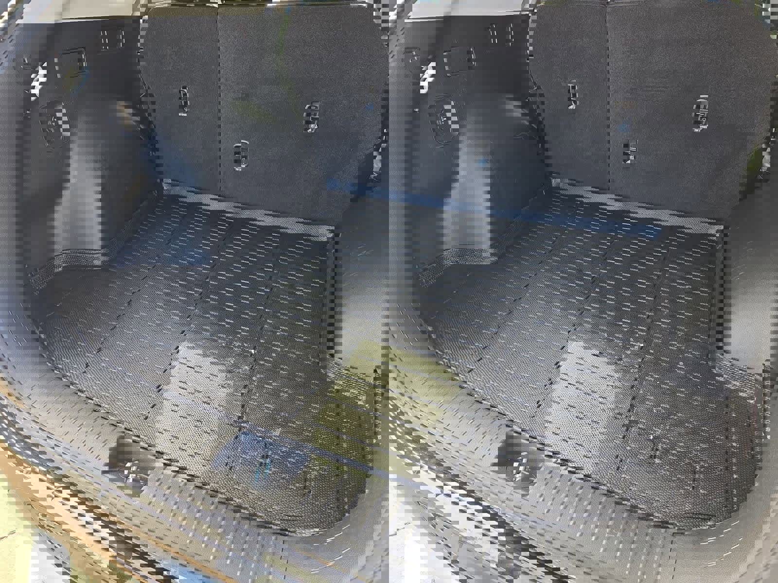 Used 2024 Kia Sportage SX image 35