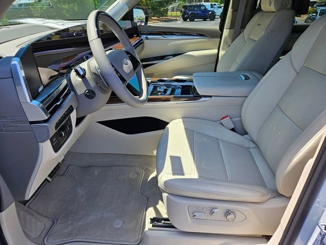 New 2026 Cadillac Escalade Platinum Luxury AWD/4WD image 7