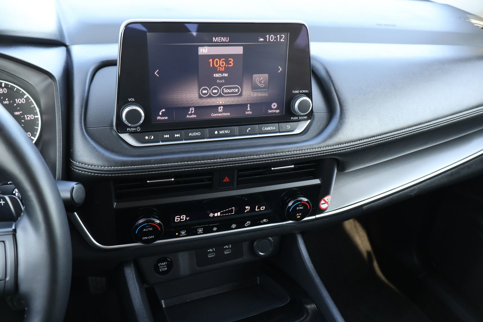 Used 2025 Nissan Rogue SV FWD image 23