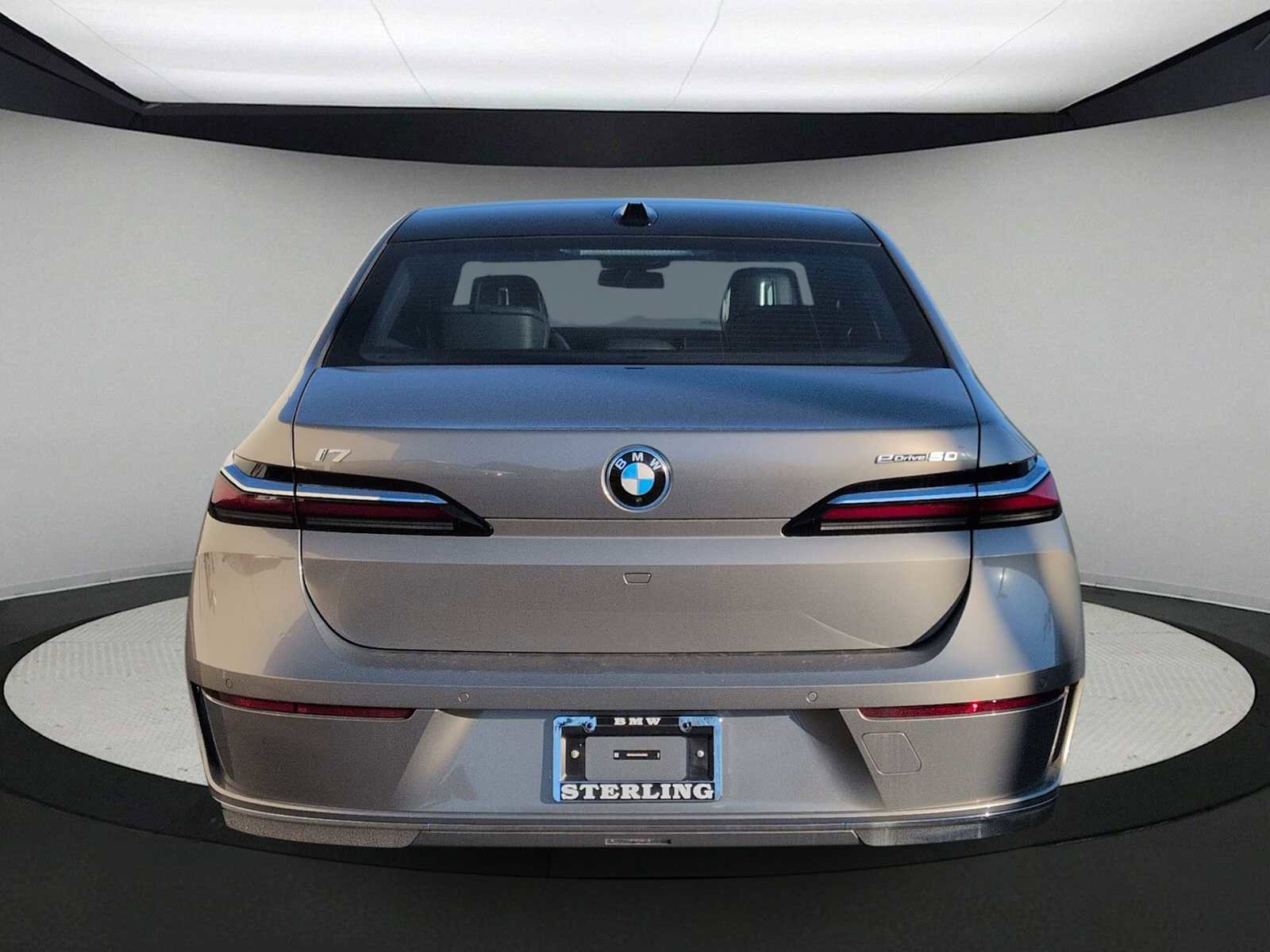 New 2025 BMW i7 eDrive50 image 7