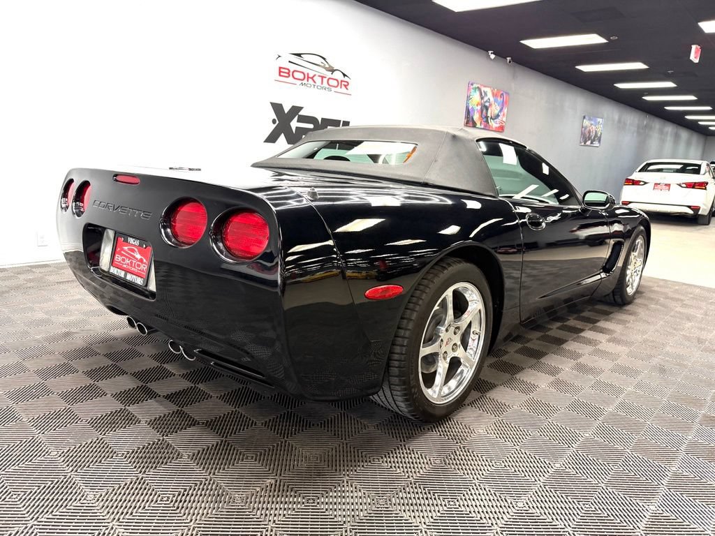 Used 2004 Chevrolet Corvette Convertible w/ Preferred Equipment Group RWD image 14