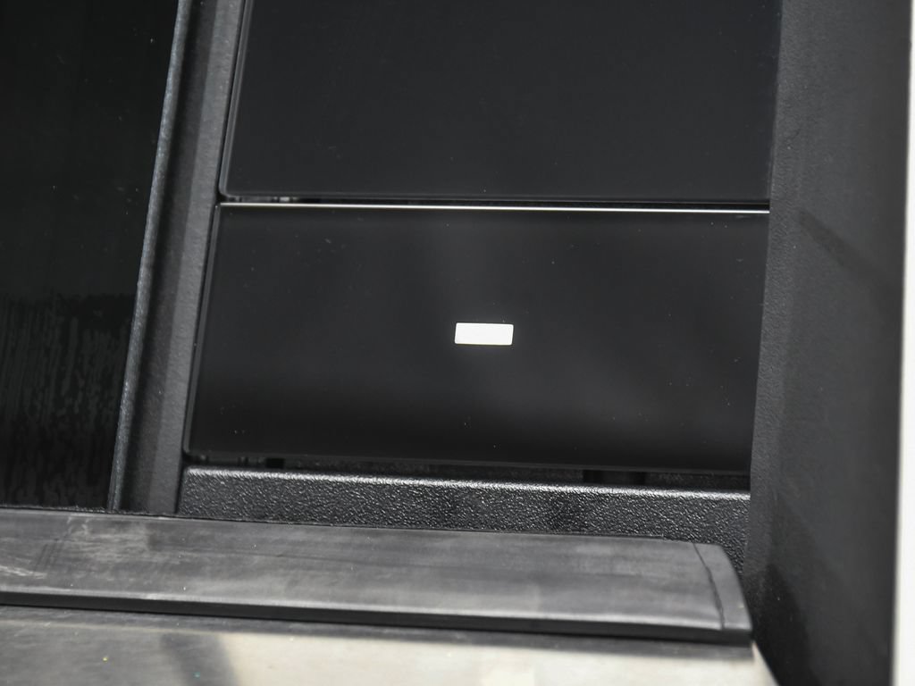Used 2025 Tesla Cybertruck AWD Crew Cab image 12