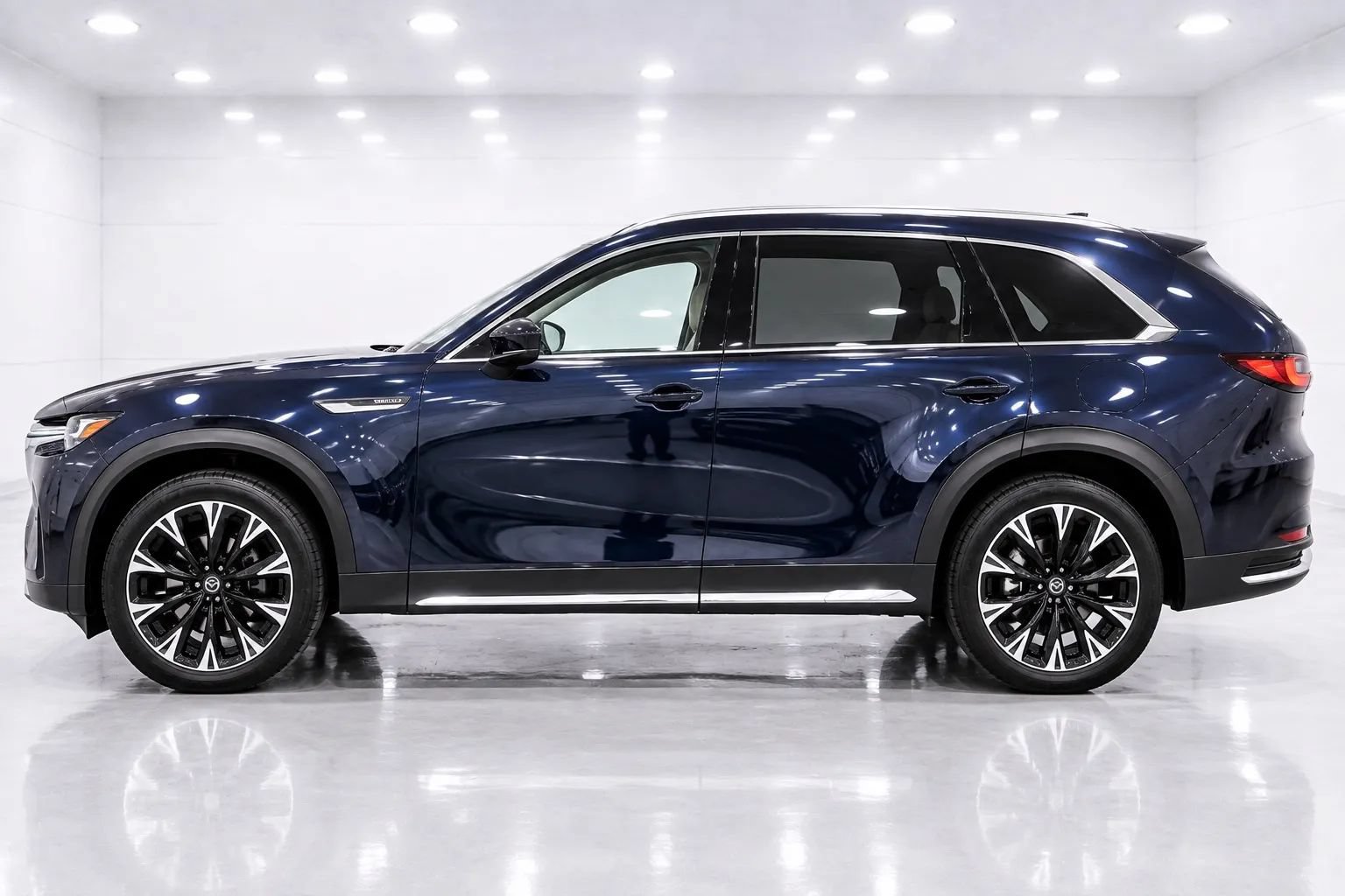 Used 2024 MAZDA CX-90 Plug-In Hybrid w/ Premium Plus AWD/4WD image 2