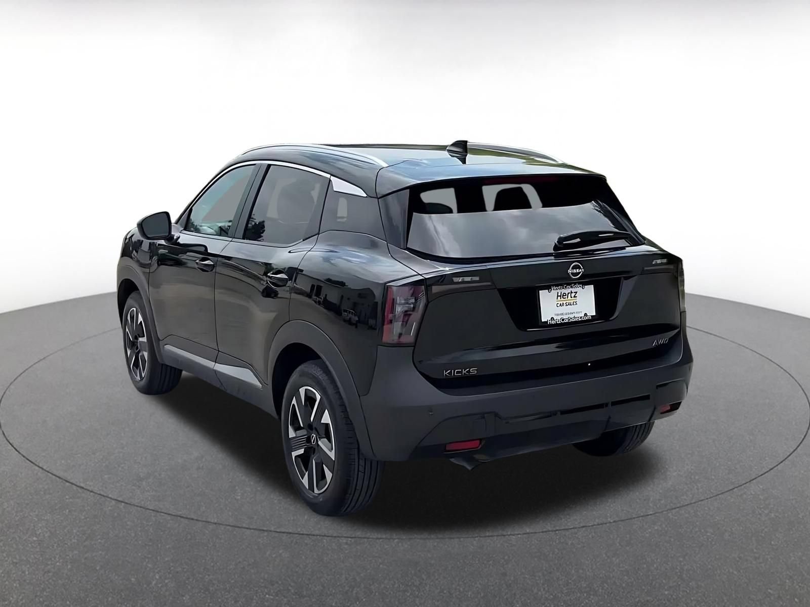 Used 2026 Nissan Kicks SV w/ Cold Weather Package AWD/4WD image 11