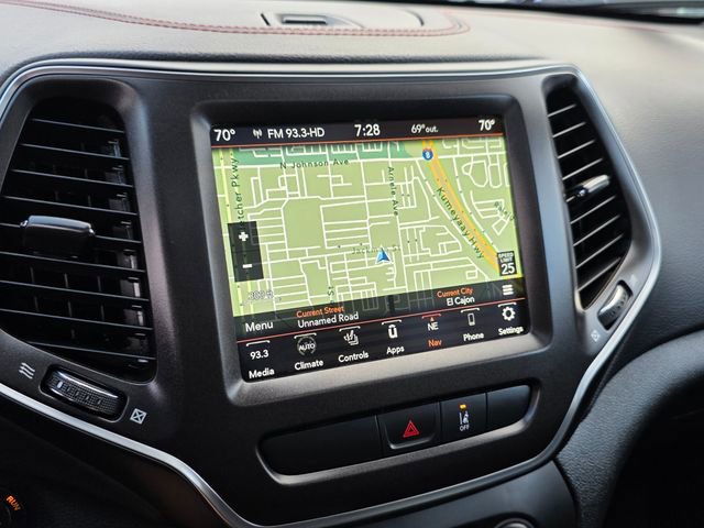 Used 2022 Jeep Cherokee Trailhawk w/ Sun, Sound & Nav Group image 28