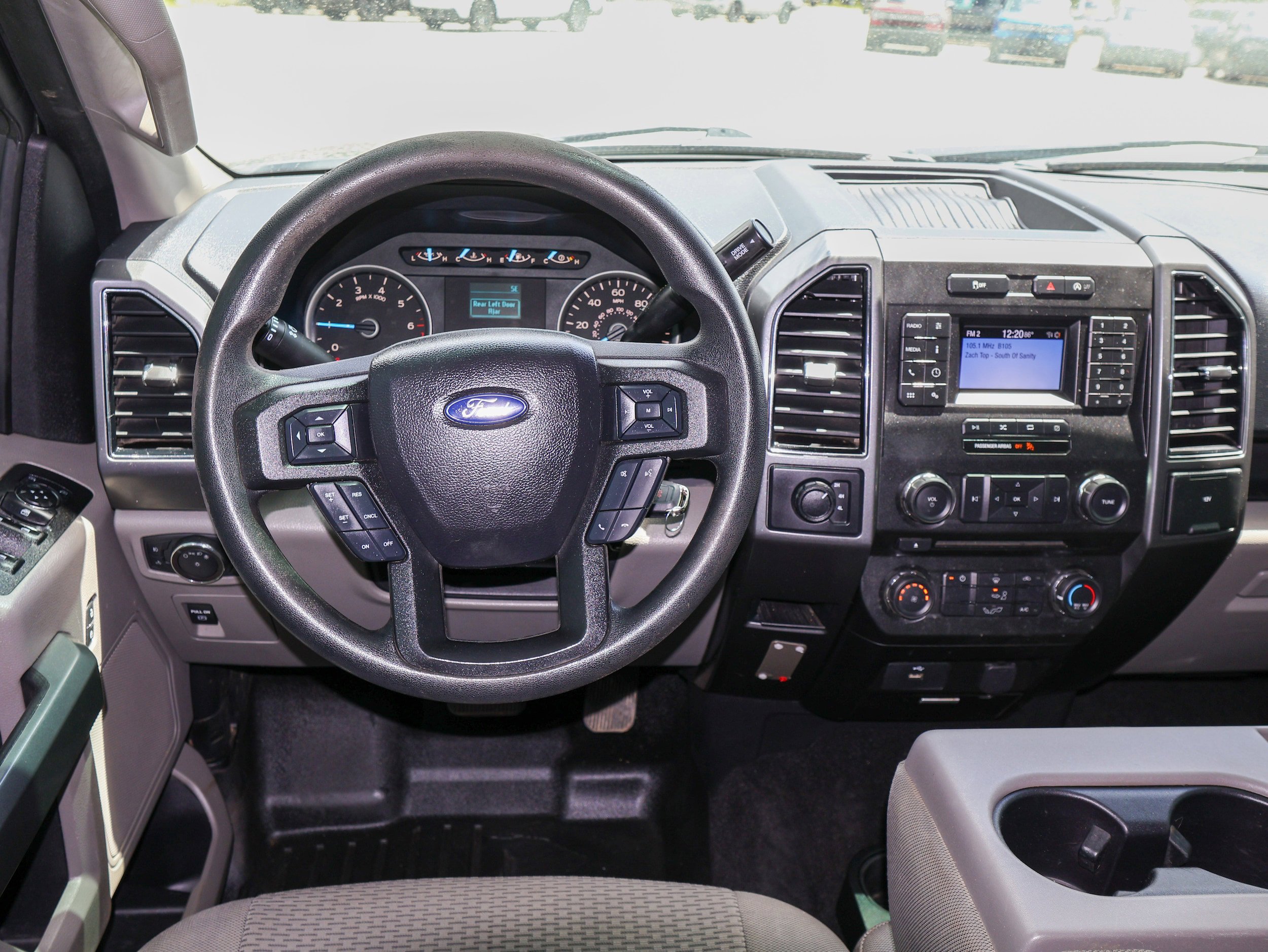 Used 2018 Ford F150 XLT AWD/4WD image 17