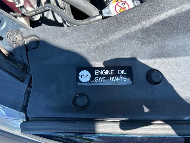 Used 2020 Toyota Camry SE FWD image 14
