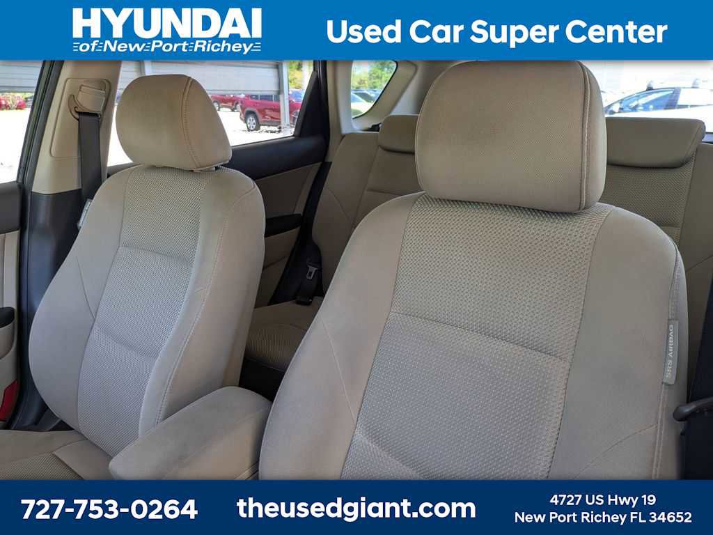 Used 2009 Hyundai Elantra w/ Premium-Sport Pkg 2 image 8