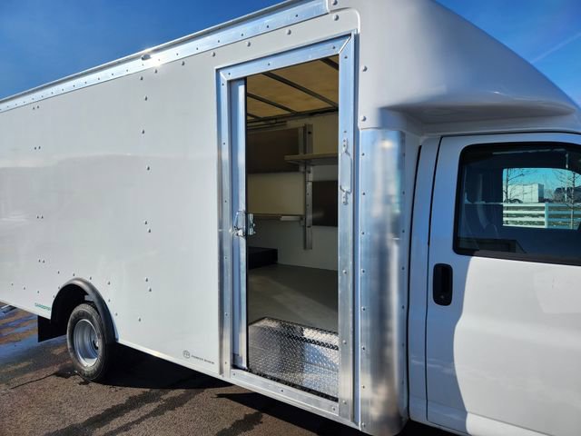 New 2026 Chevrolet Express 4500 w/ Power Convenience Package image 17