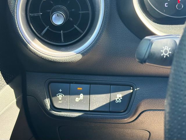 Used 2022 Kia Forte GT w/ GT Technology Package image 31