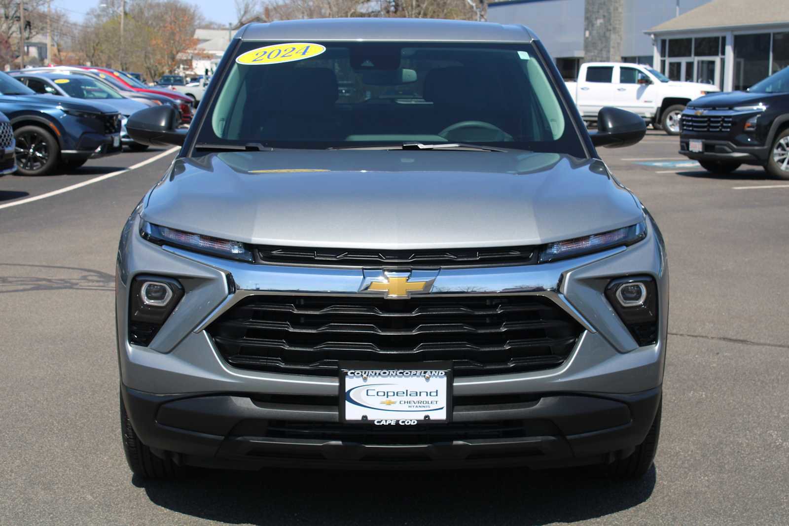 Certified 2024 Chevrolet TrailBlazer LS w/ LS Convenience Package FWD image 2