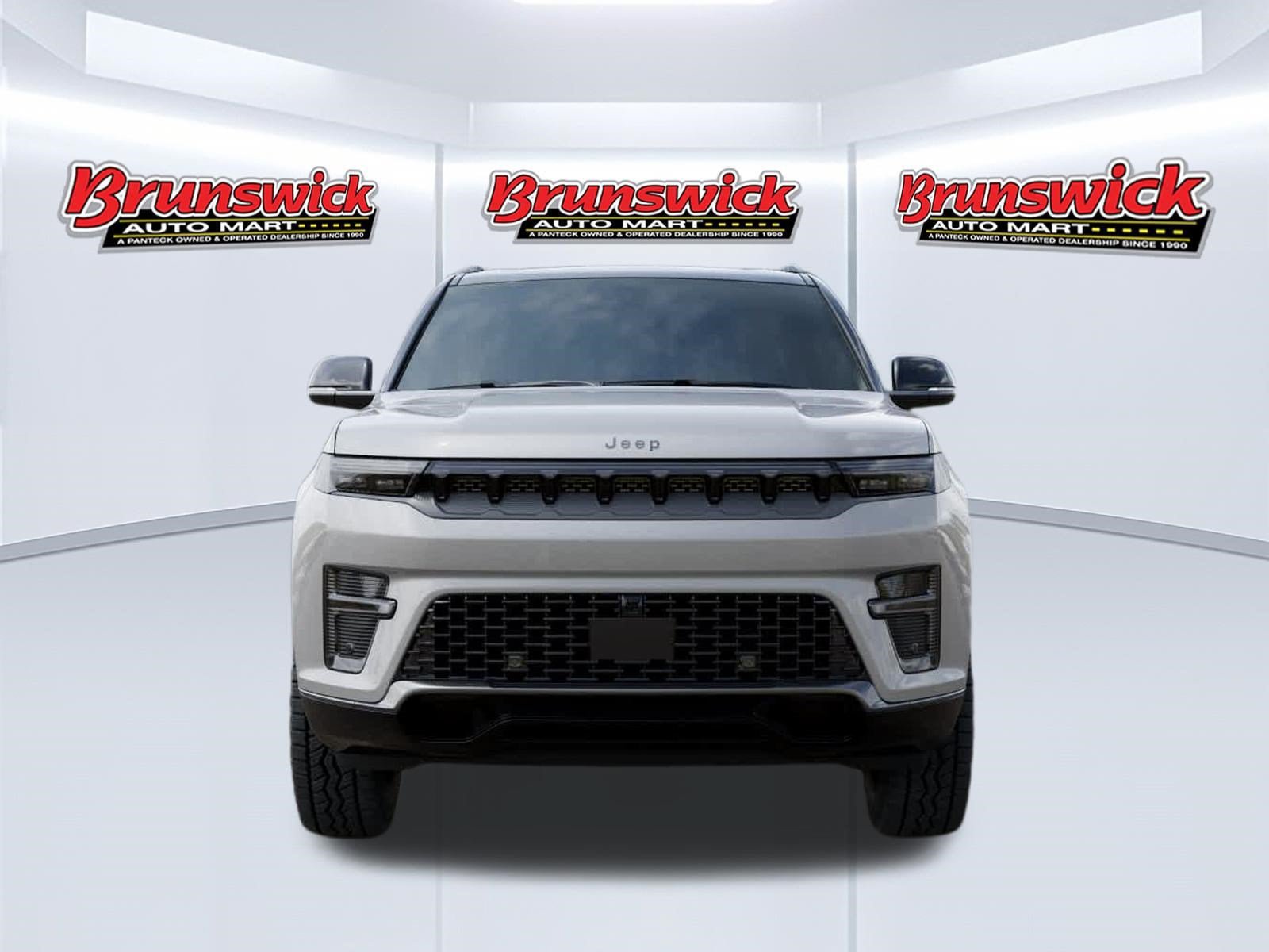 New 2026 Jeep Grand Wagoneer 4WD image 6