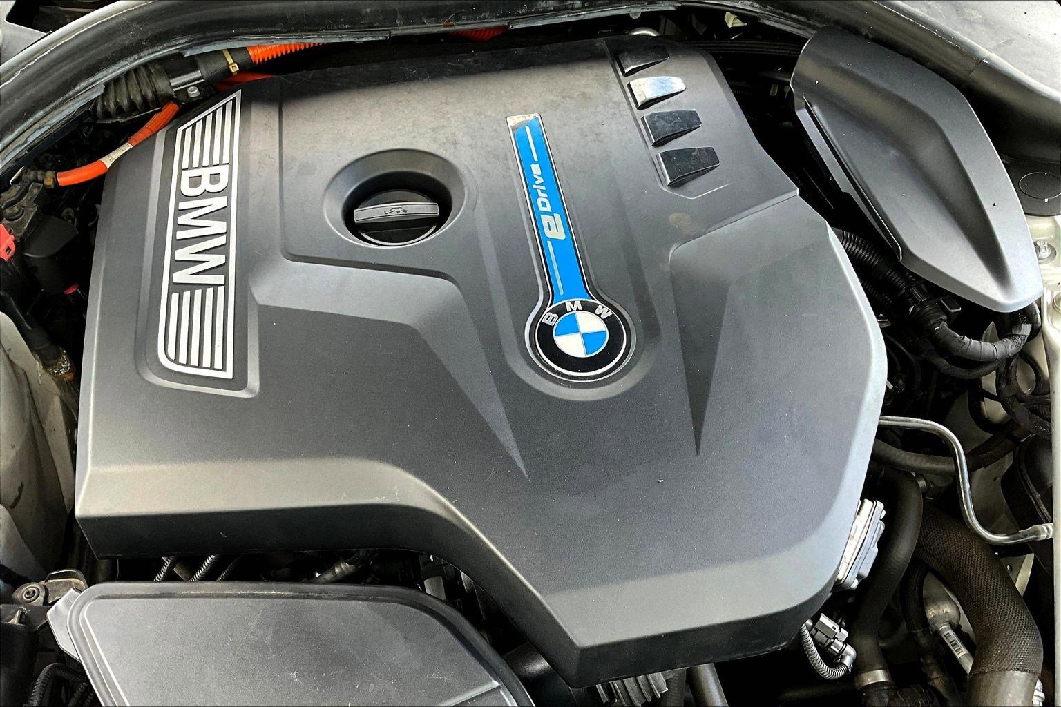 Used 2018 BMW 530e RWD image 31