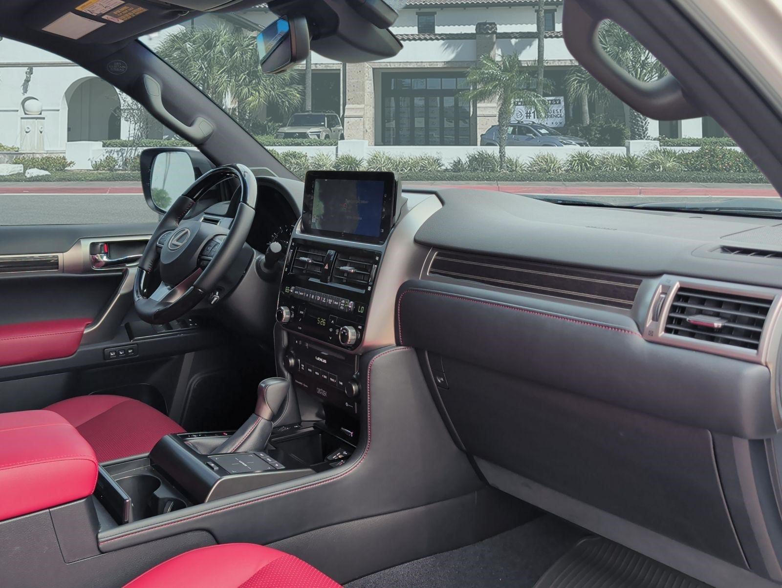 Certified 2023 Lexus GX 460 Luxury w/ Sport Design Package AWD/4WD image 29