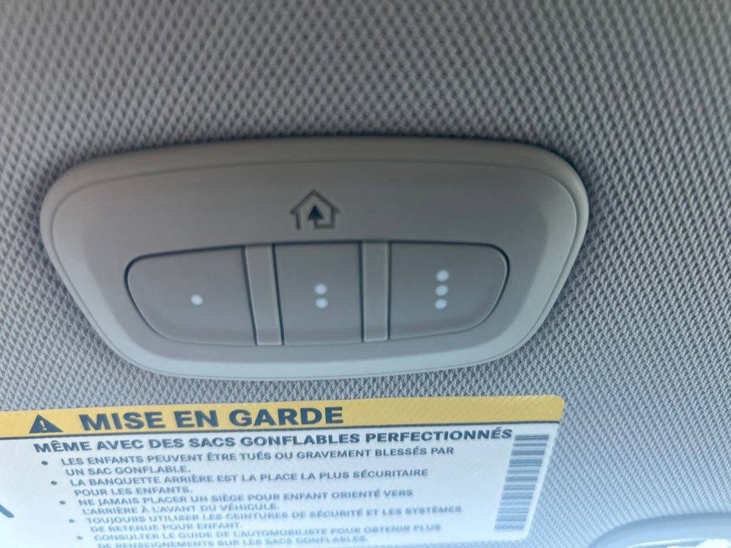 Certified 2020 Chrysler Pacifica Touring FWD image 28