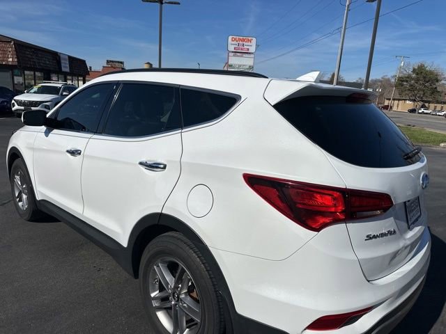 Used 2018 Hyundai Santa Fe Sport image 18