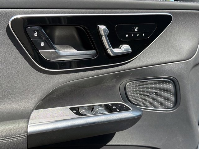 Used 2025 Mercedes-Benz GLC 300 image 19