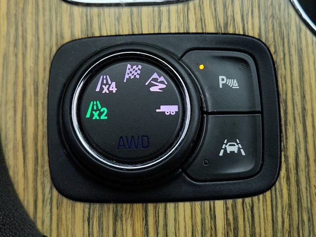 Used 2019 GMC Acadia Denali AWD/4WD image 18