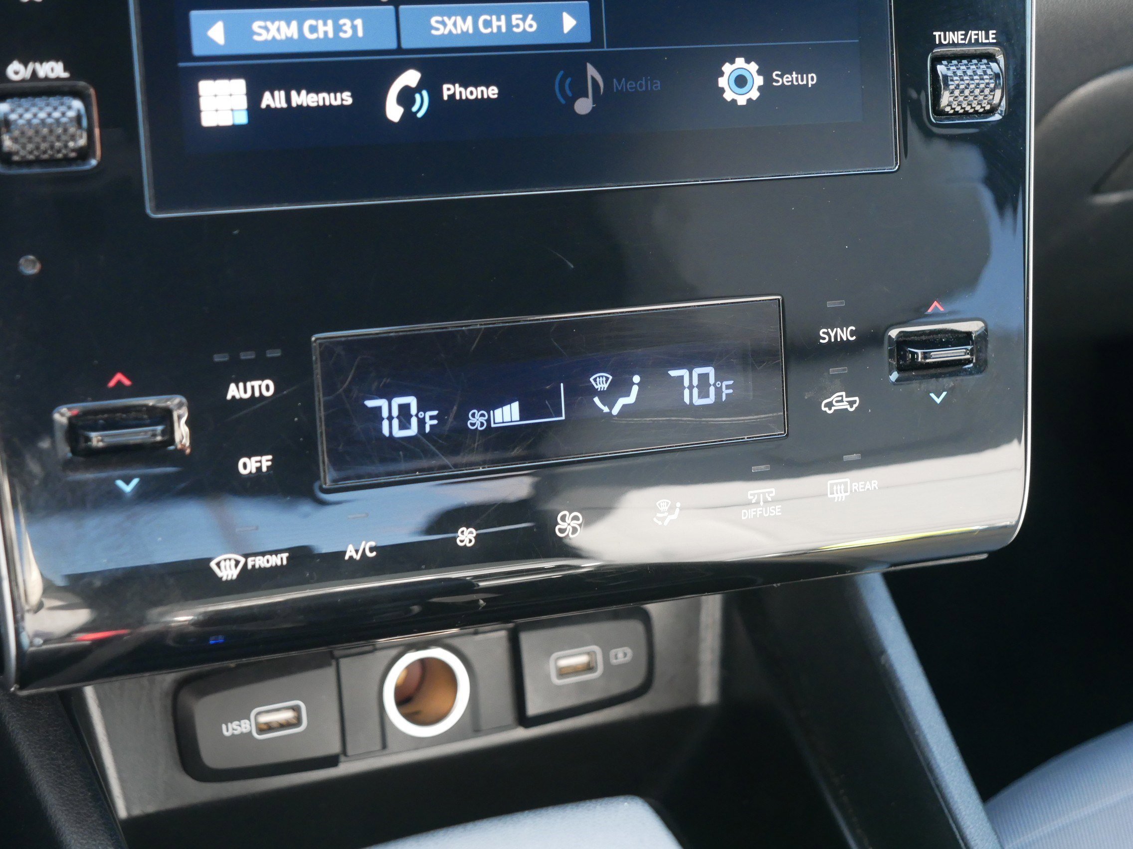 Certified 2024 Hyundai Santa Cruz SEL image 23