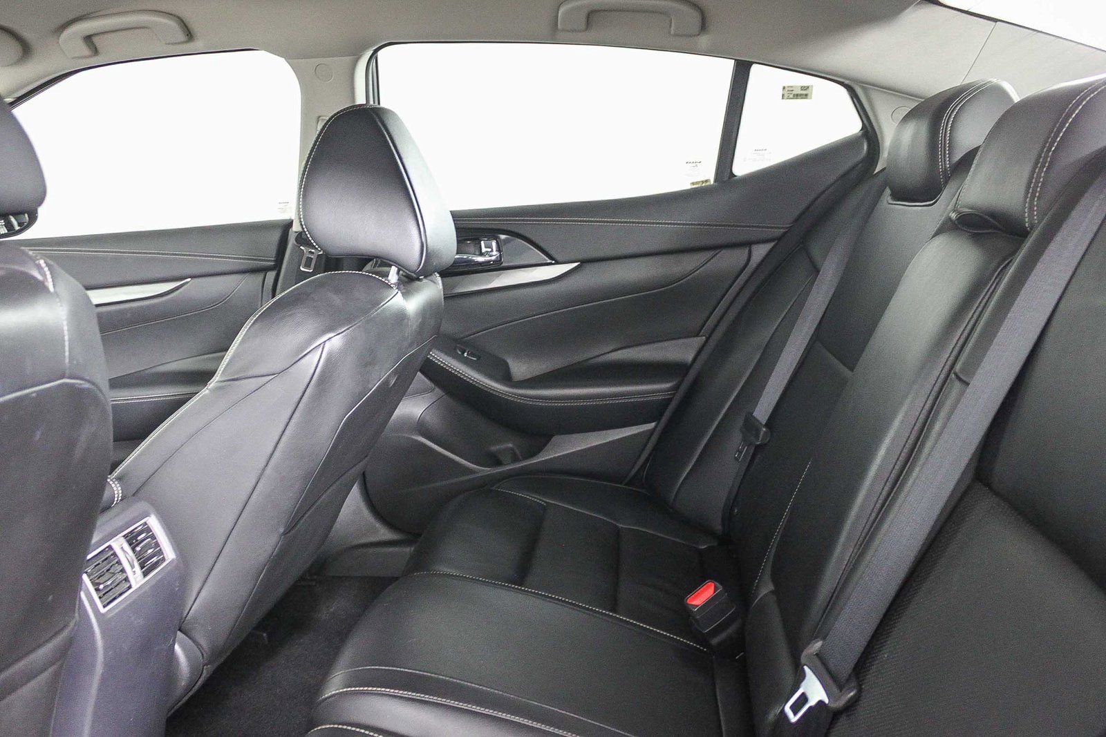 Certified 2022 Nissan Maxima SV w/ Floor Mat Group image 17