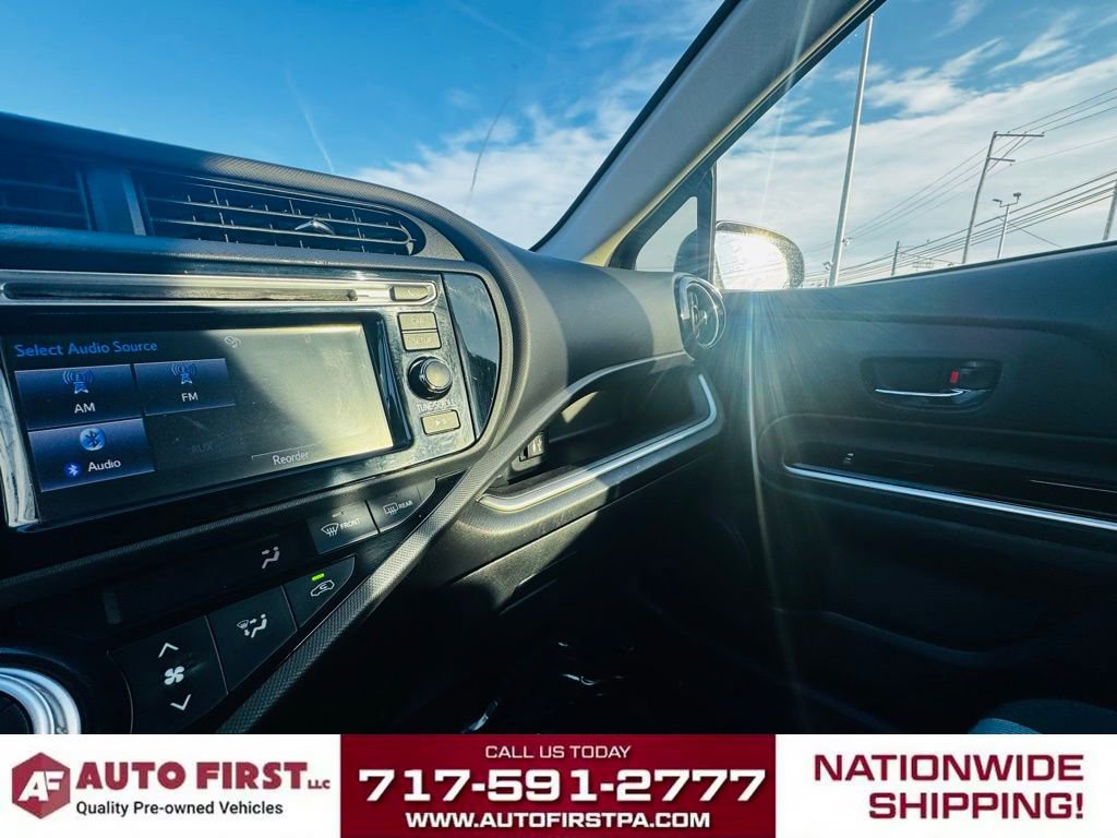 Used 2015 Toyota Prius C Four image 14