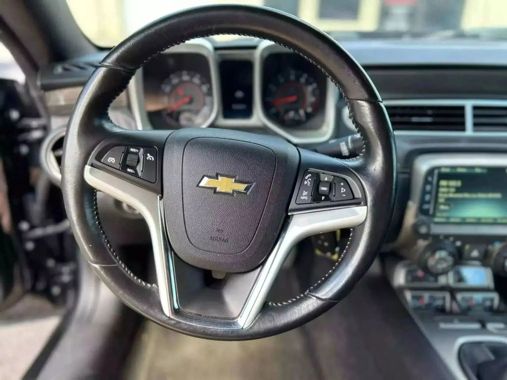 Used 2014 Chevrolet Camaro LT image 15