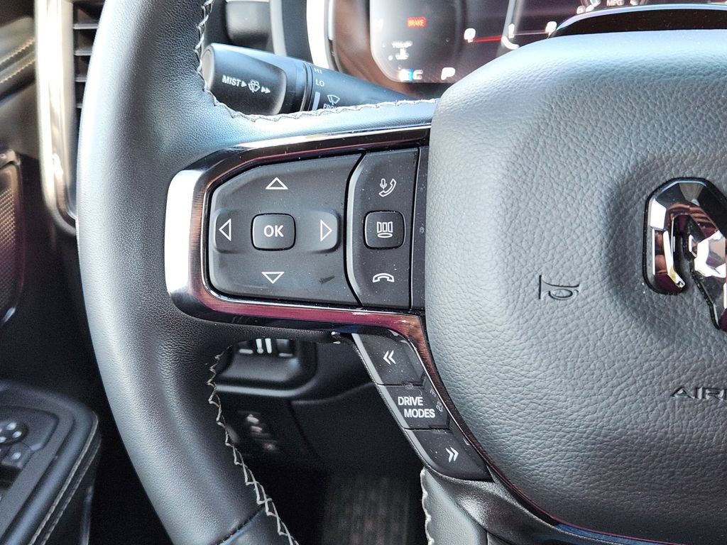 Used 2025 RAM 1500 Limited AWD/4WD image 18