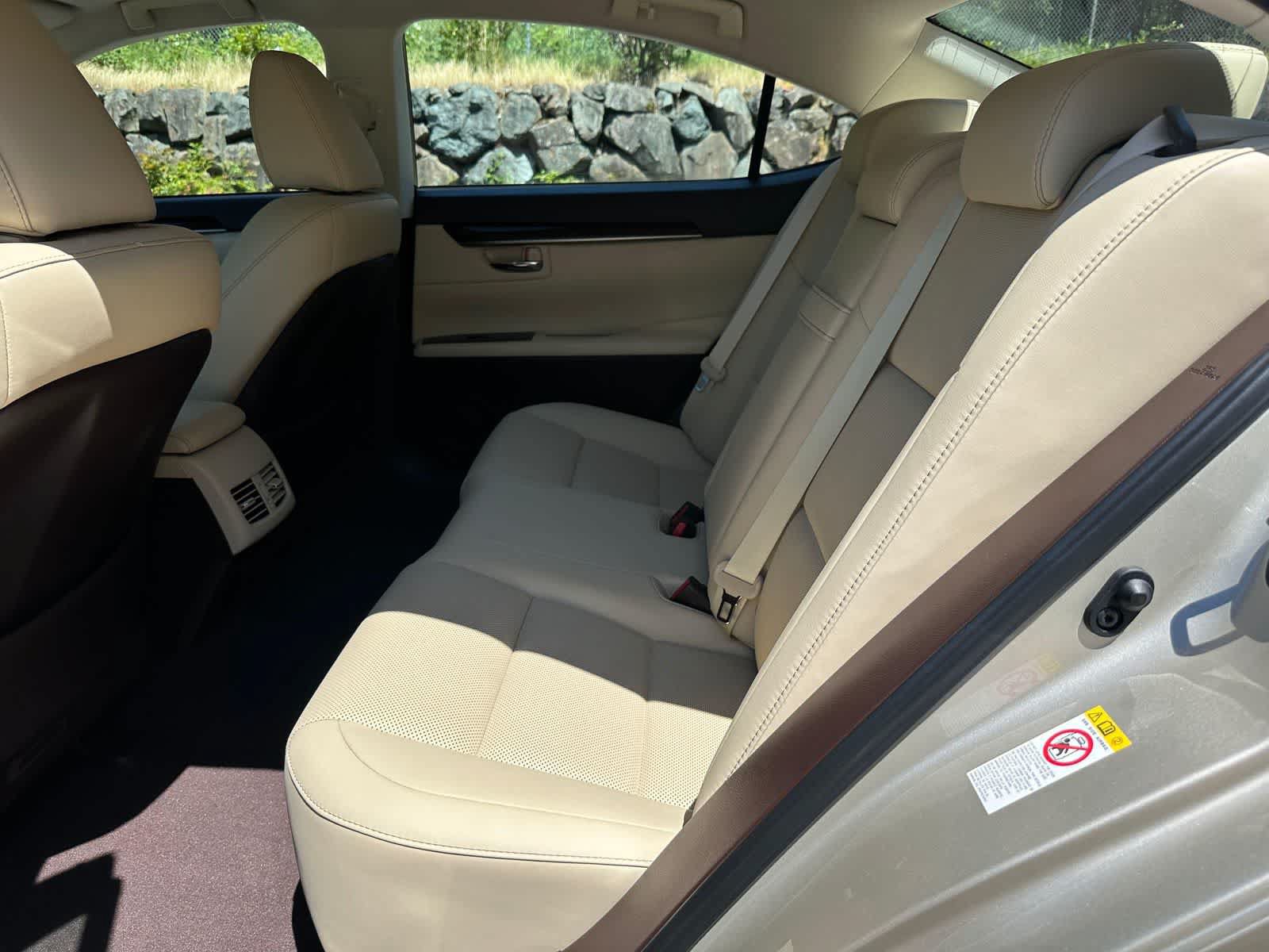 Used 2017 Lexus ES 350 w/ Navigation System Package FWD image 11