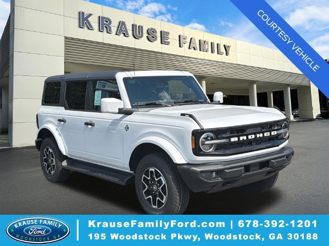 New 2026 Ford Bronco Outer Banks AWD/4WD image 1