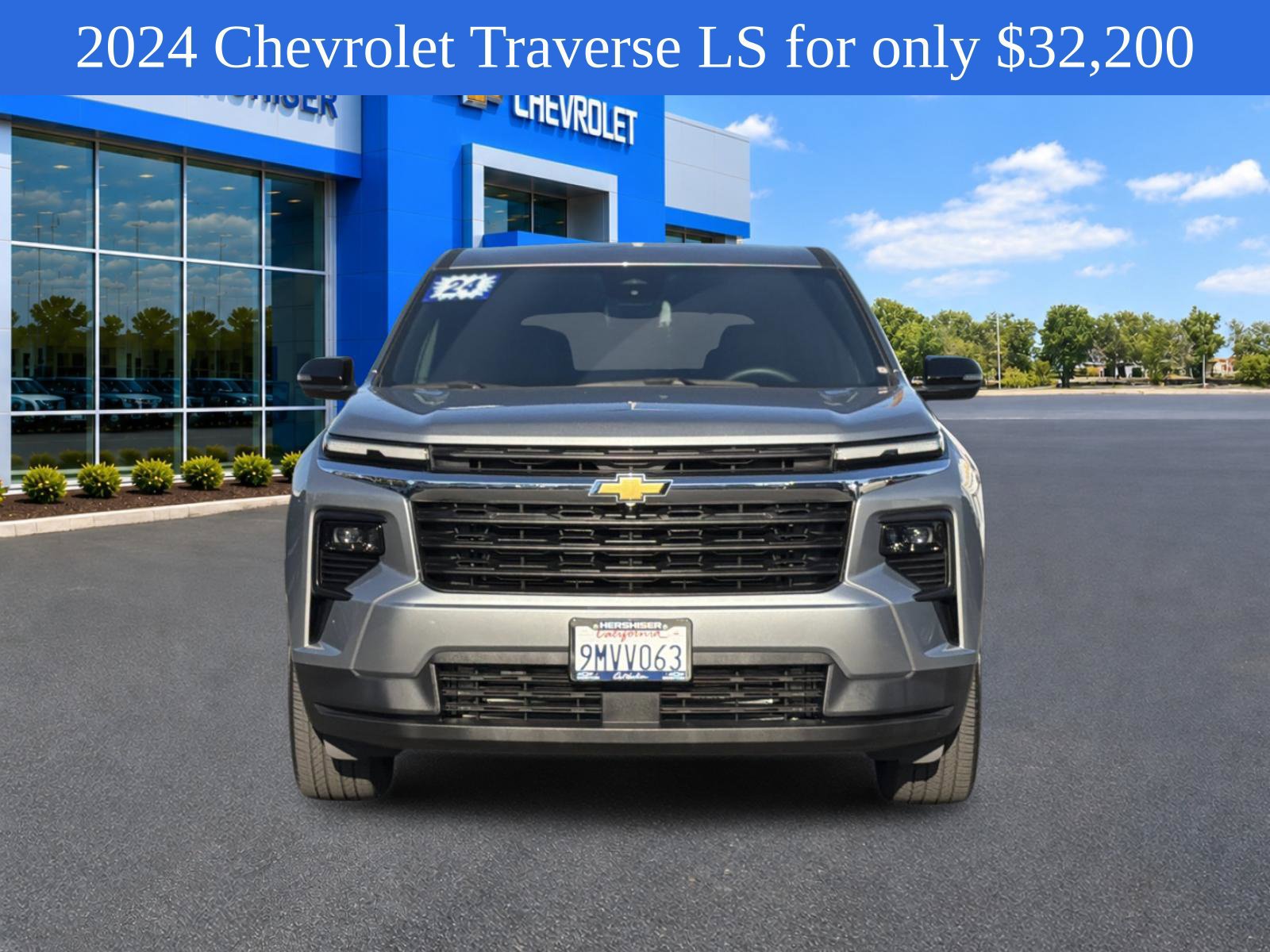 Used 2024 Chevrolet Traverse LS FWD image 9