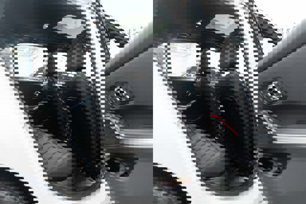 Used 2024 BMW 330i xDrive Sedan w/ Convenience Package image 13