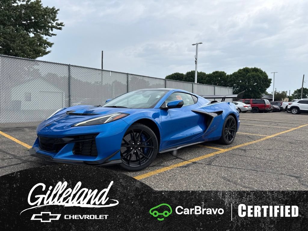 Certified 2025 Chevrolet Corvette ZR1 w/ ZR1 Carbon Fiber Aero Package RWD image 1