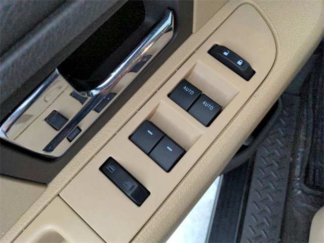 Used 2013 Ford F150 XLT w/ Mid Equipment Group image 31