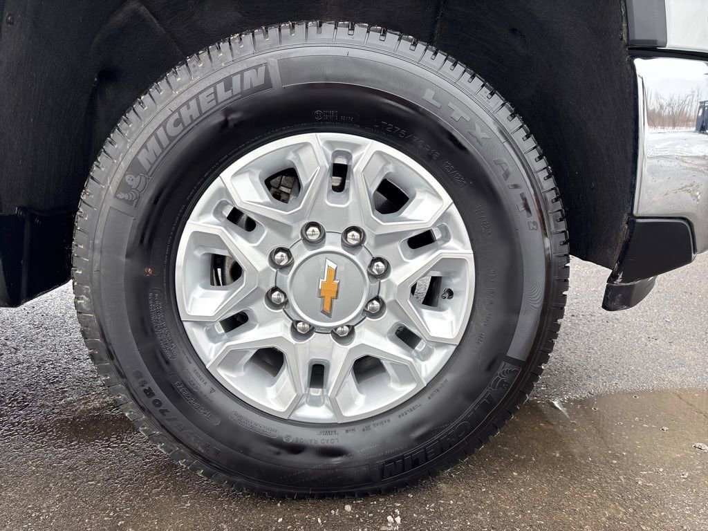 Certified 2025 Chevrolet Silverado 2500 LT w/ Convenience Package image 12
