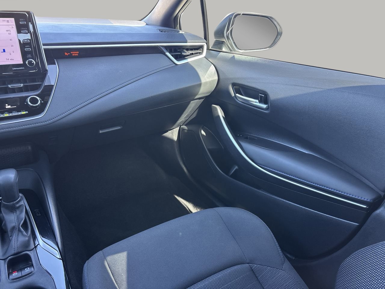 Used 2021 Toyota Corolla SE image 15