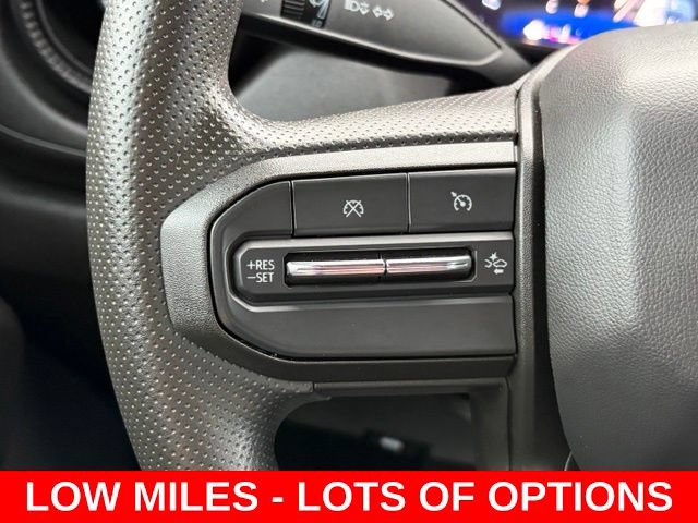 Used 2025 Chevrolet Colorado W/T w/ WT Custom Package RWD image 19