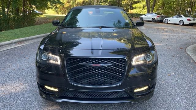 Used 2021 Chrysler 300 S w/ S Model Appearance Package RWD image 3