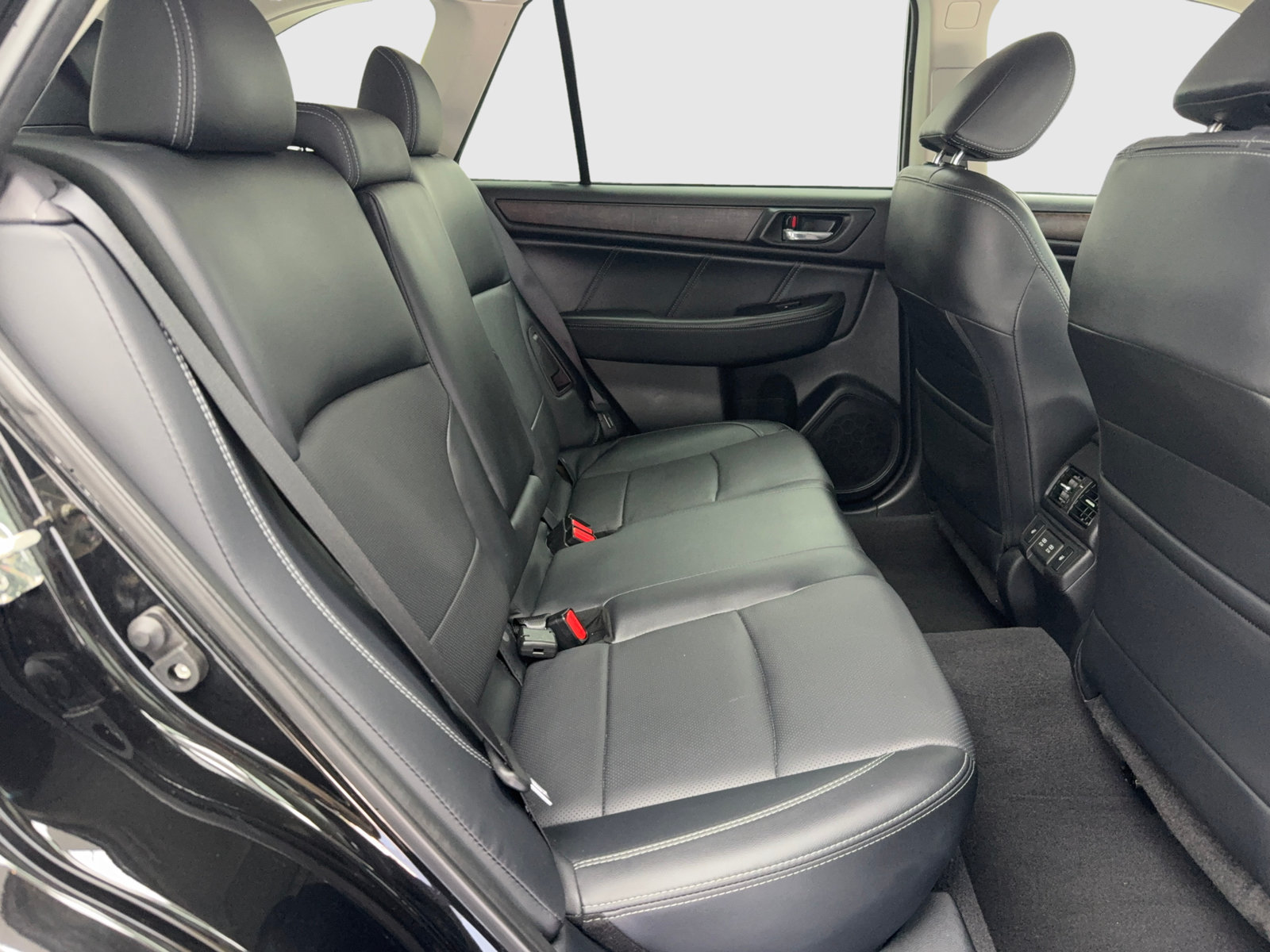 Used 2019 Subaru Outback 2.5i Limited w/ Popular Package #2 AWD/4WD image 35