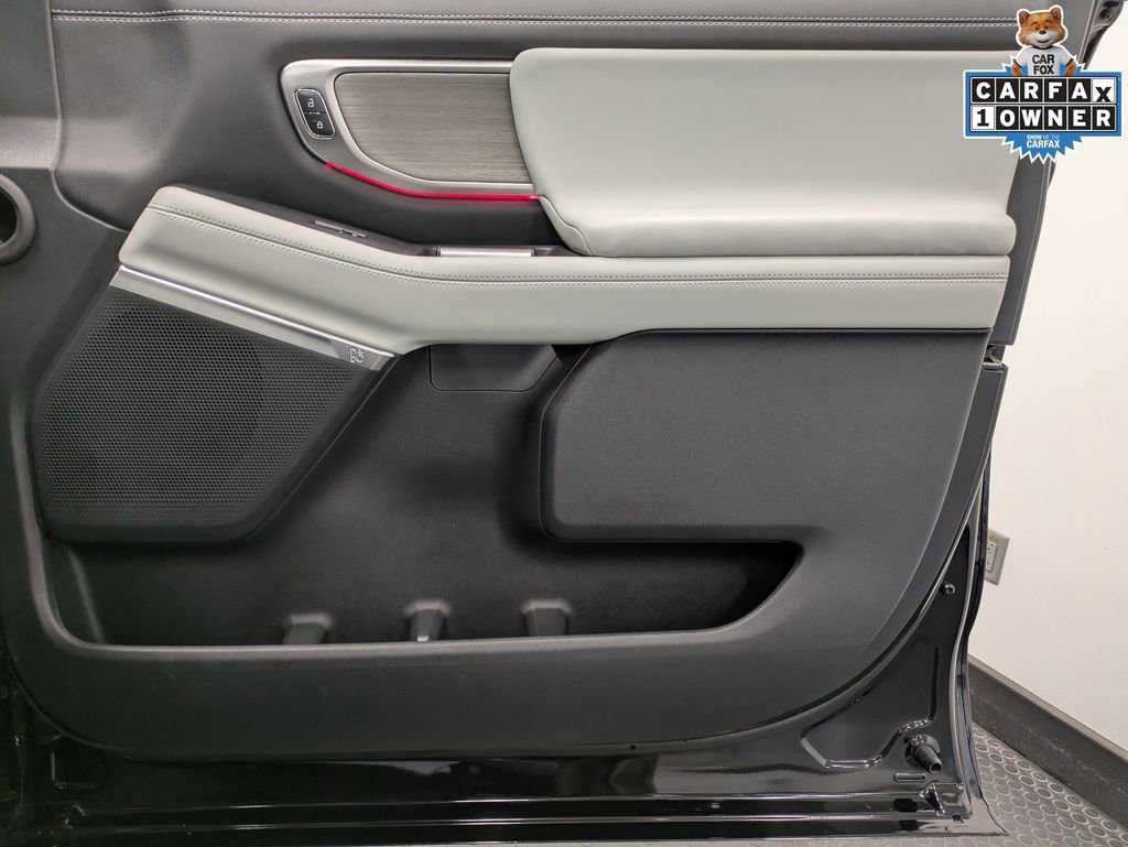Certified 2025 Ford Expedition Platinum w/ Driver's Package image 37